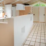 Three-bedroom In 度假居 Asperup