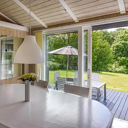 3 Bedroom Awesome In * Asperup