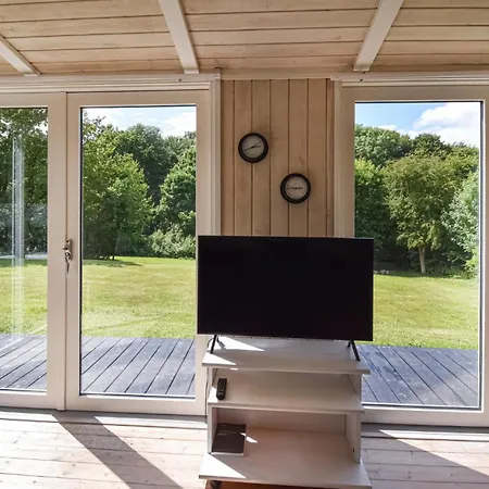 Three-bedroom In Ferienhaus