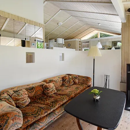 Three-bedroom In بيت للعطل *